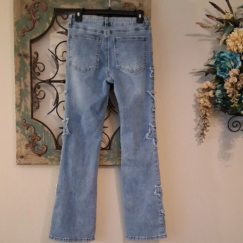 Ashley Mason Sky Blue Star Embellished Wide Leg Jeans. Great Condition Size 5 - Picture 9 of 13